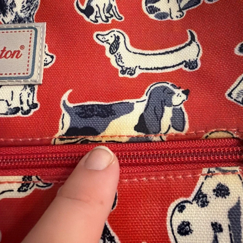 Cath Kidston Original London Oilcloth Dog Print Tote Red Navy Straps